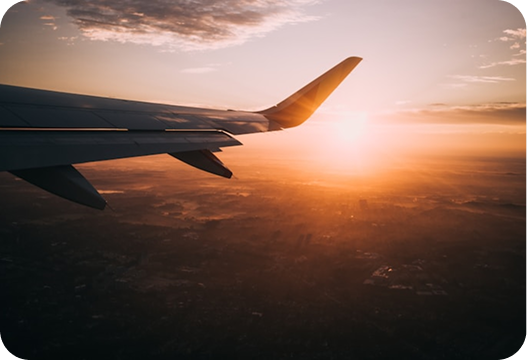 Airplane wing