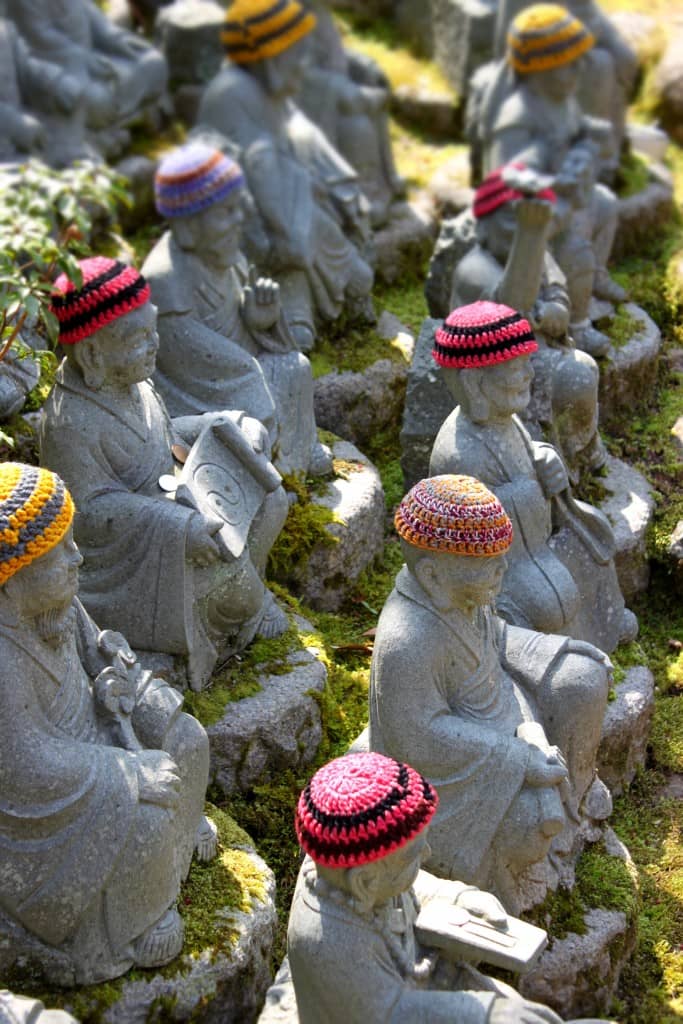 miyajima rakan statues