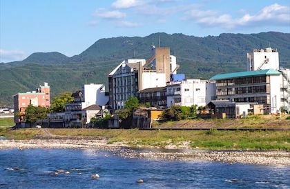Chikugogawa Onsen (筑後川温泉)