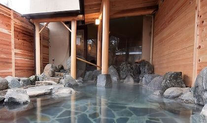 Mominoki Hotel (白馬樅の木ホテル)