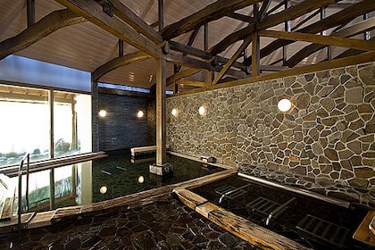 ISHIWARI NO YU (山中湖平野温泉 石割の湯)