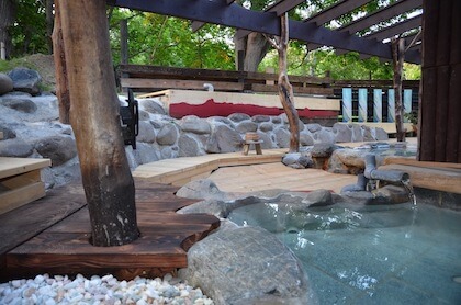 Kawayu Onsen (川湯温泉)