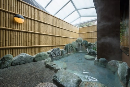 Ryotei Manyo (旅亭萬葉)