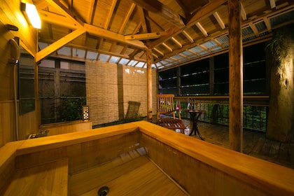 Nansuikaku (楠水閣)