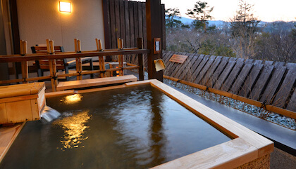 Otaru Kourakuen (小樽朝里川温泉 おたる宏楽園)