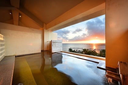 Senagajima Hotel Ryujin no Yu (琉球温泉 瀬長島ホテル 龍神の湯)