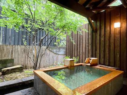 Suizantei Club Jozankei (翠山亭倶楽部定山渓)