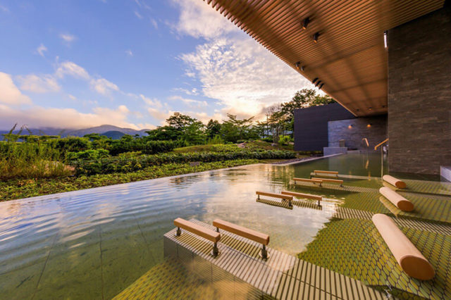 5. Hakone Onsen (Kanagawa Prefecture)