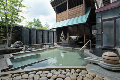 Kusatsu Onsen Hotel Village (草津温泉ホテルヴィレッジ)