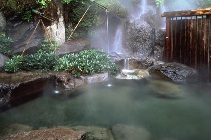 Kanbayashi Onsen (上林温泉)
