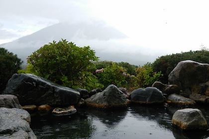 Makkari Onsen (まっかり温泉)