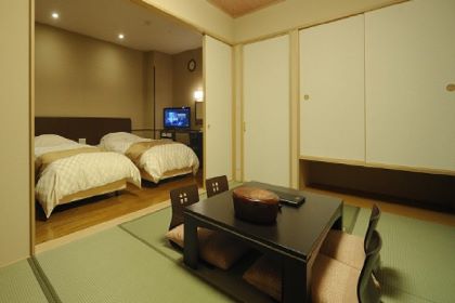 Tokyo Yugawara Onsen Manyo-no-Yu Machida (湯河原温泉 万葉の湯 町田館)