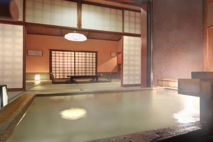 Kusatsu Naraya (草津温泉 奈良屋)