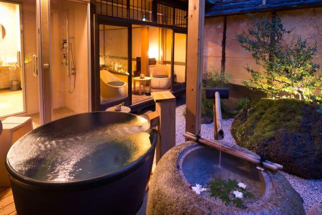 Nazuna Kyoto Nijo-jo Bath