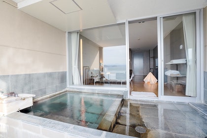 Obama Onsen (小浜温泉)