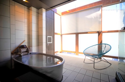 Room with private onsen