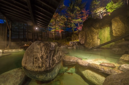 Outdoor onsen